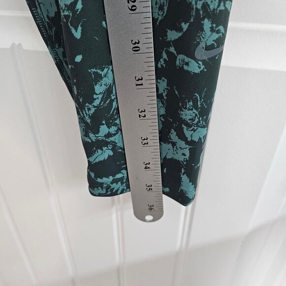 Nike Leggings Women Size XXL High Rise 7/8 Green Abstract Fitted Gym Workout - Picture 5 of 11
